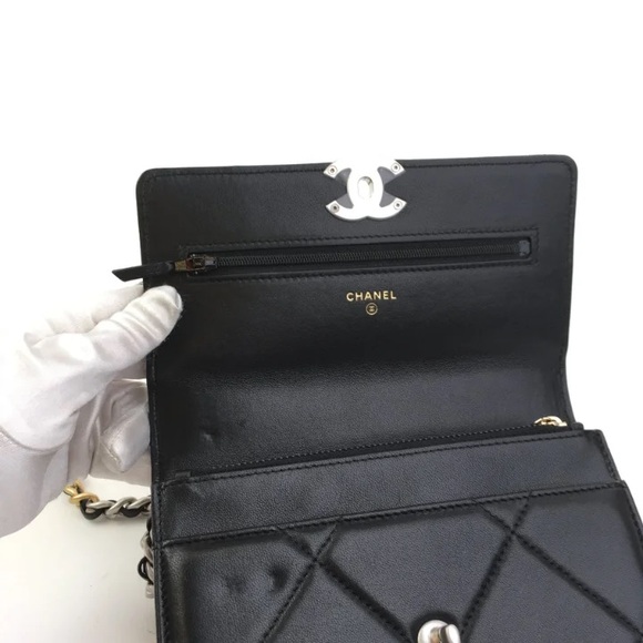 Chanel 19 Wallet On Chain (WOC) Black Lambskin With Gold and Silver Hardware - Picture 11 of 16
